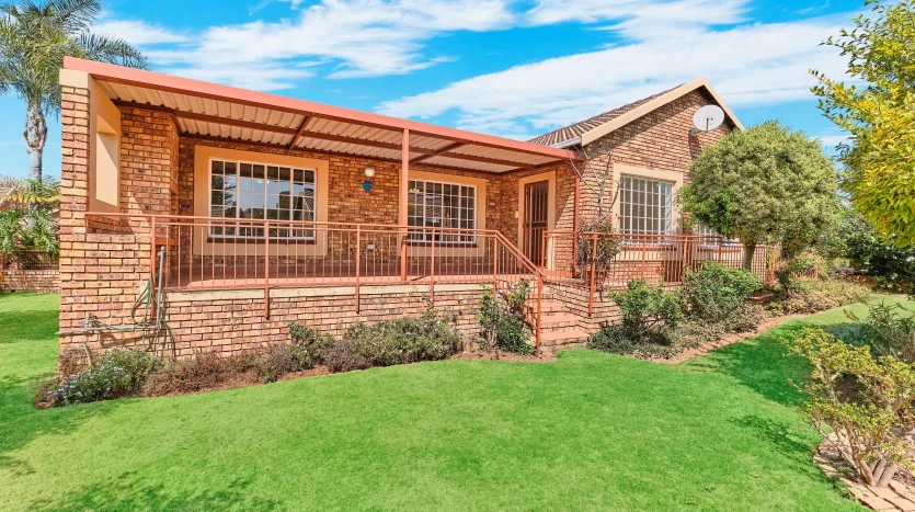 Harveston Retirement House For Sale (107)