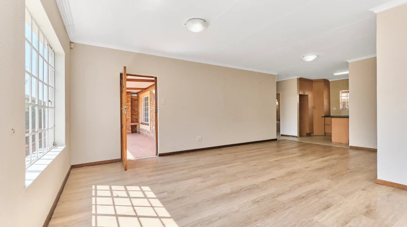 Harveston Retirement House For Sale (107)