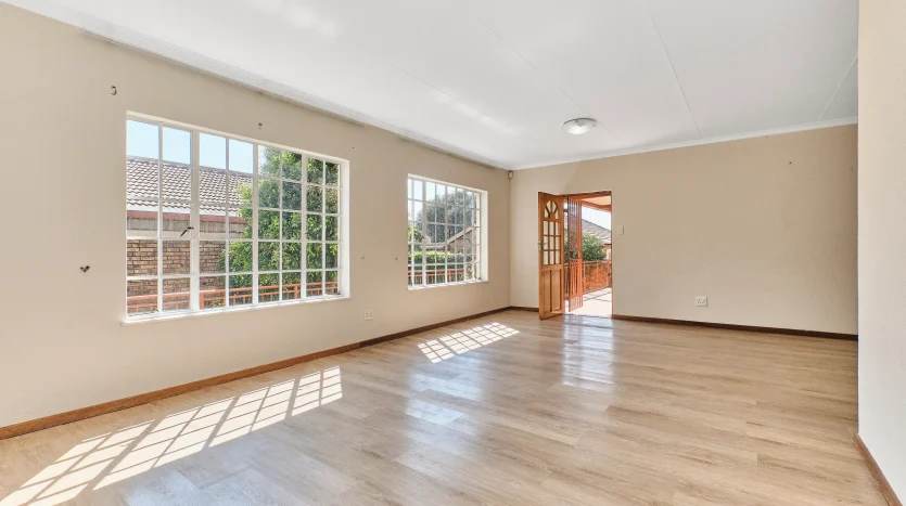 Harveston Retirement House For Sale (107)